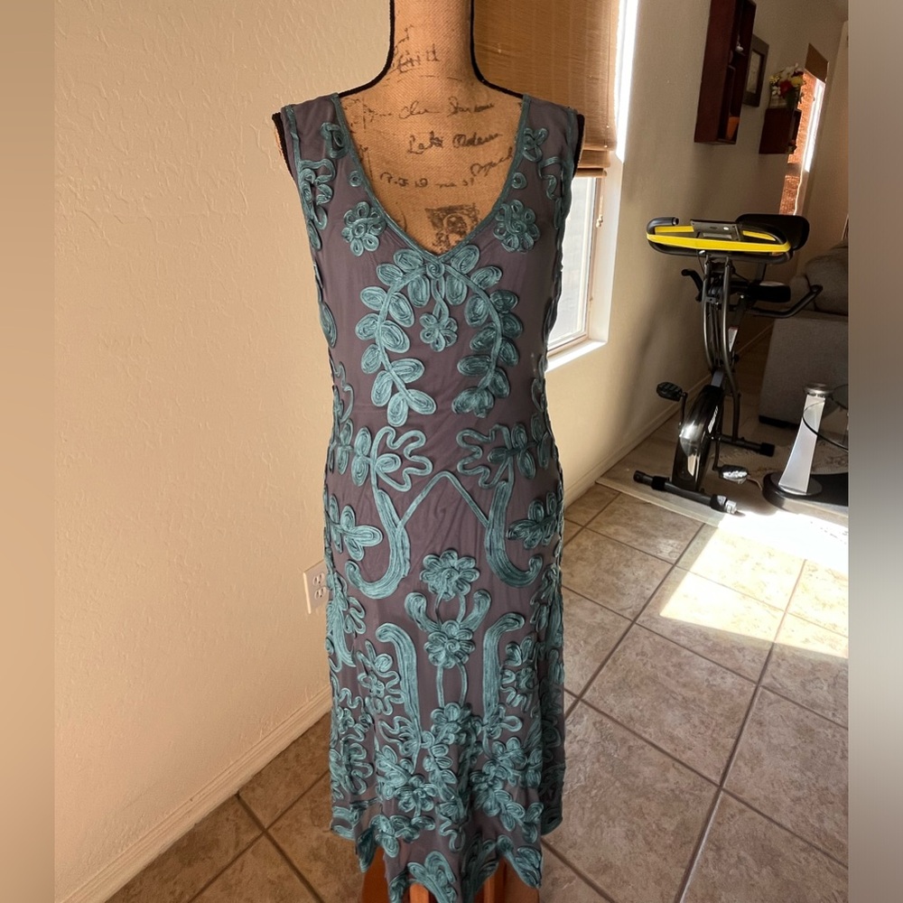 Sundance embroidered dress size L